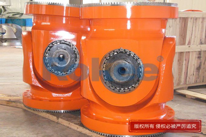 Split bearing type large universal shaft joint